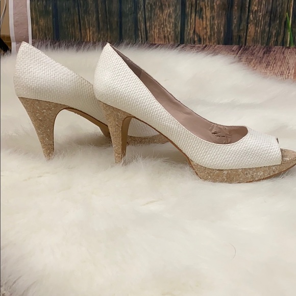 Vince camuto peep toe heels - Picture 6 of 8